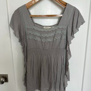 Blue Bird Woman's Medium Grey Blouse Short Sleeve